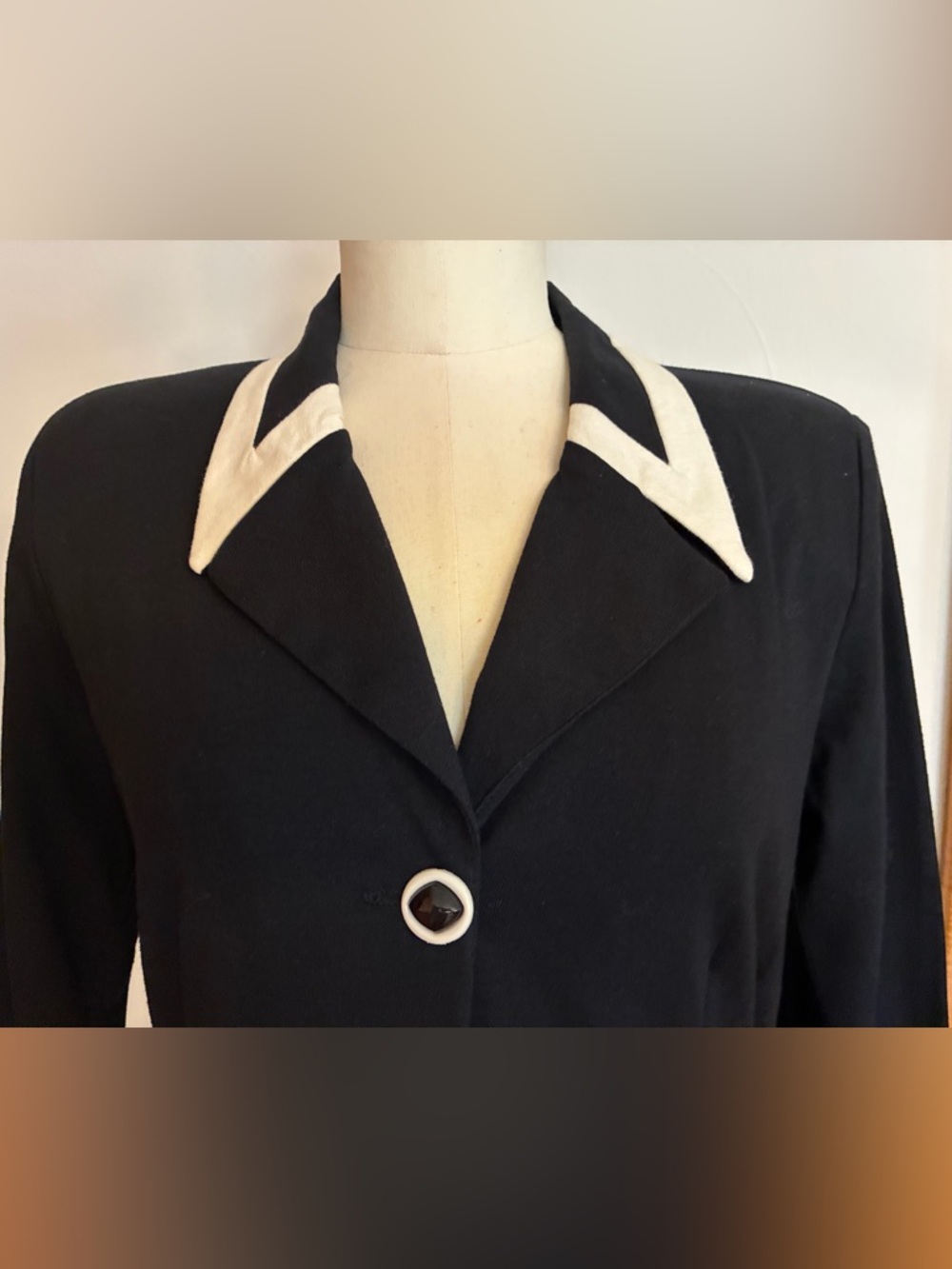 Pointed Lapel Black with White Contrast Faux Pocket Jacket Whimsical Detail MCM - Picture 3 of 7